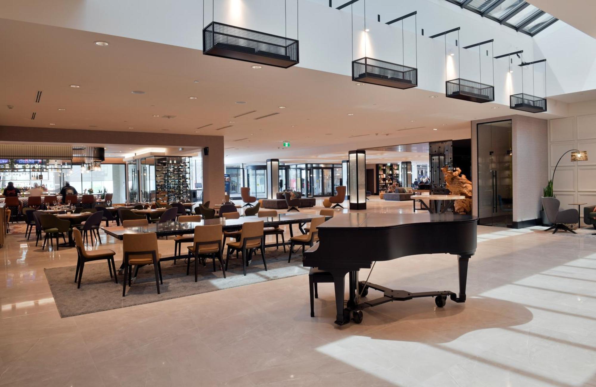 Sheraton Laval Hotel Zewnętrze zdjęcie